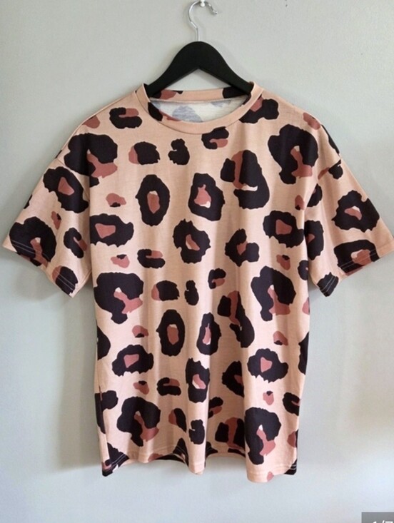 SHEIN Tops - SHEIN Leopard Print Oversized Short Sleeve Tee - Size Medium